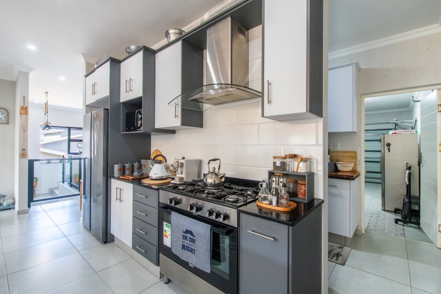 3 Bedroom Property for Sale in Dana Bay Western Cape